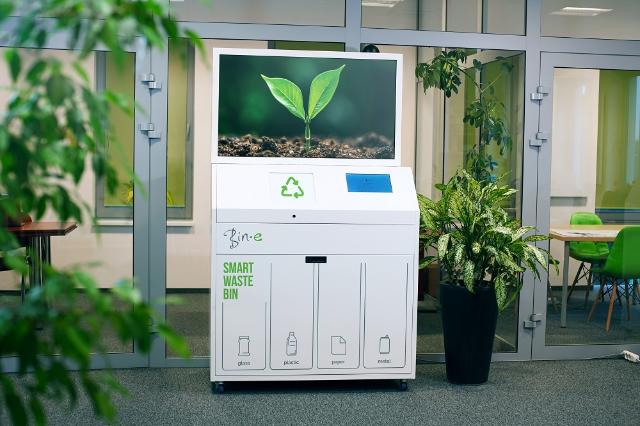 Smart Waste Bins: Bin-e. Photo © https://bine.world/